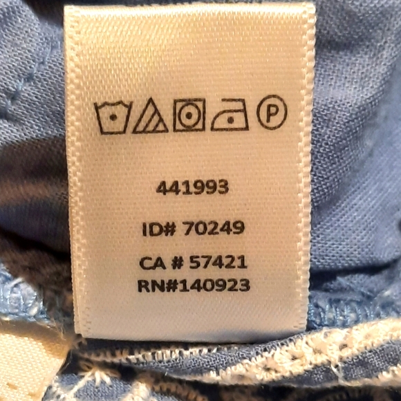 Loft Blue/White Embroidered Shorts size 8 - Picture 10 of 11